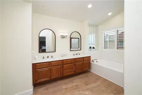 Bath - 10880 Colusa, Rancho Cucamonga, CA 91701 photo 3 of 4