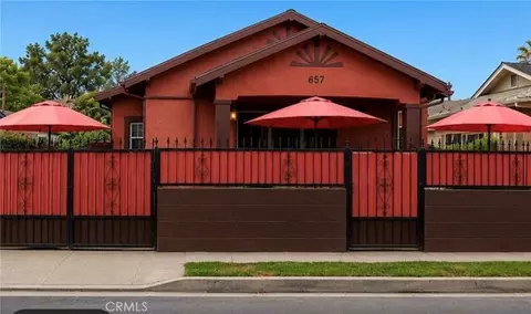 657 W 66 St, Los Angeles, CA 90044