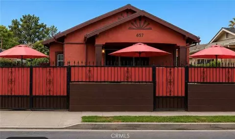 657 W 66 St, Los Angeles, CA 90044