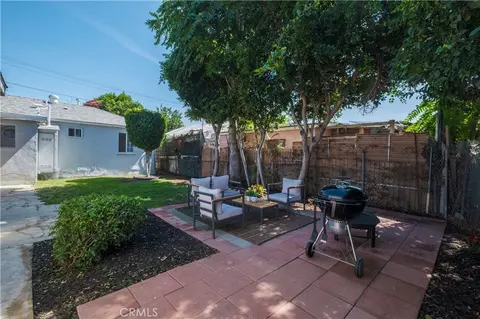 Exterior - 609 N Crane Avenue Ave, Compton, CA 90221 photo 9 of 9