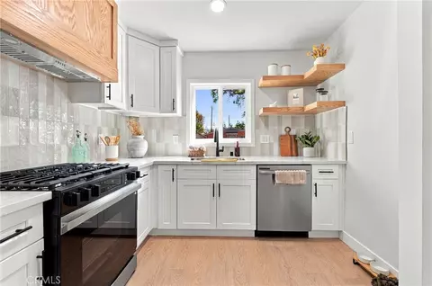 Kitchen - 2435 Gale Ave, Long Beach, CA 90810 photo 1 of 3
