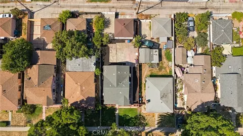 View/Area - 2435 Gale Ave, Long Beach, CA 90810 photo 3 of 5