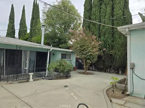 7245 Luxor, Downey, CA 90241 photo 4