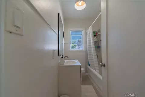 Bath - 20342 Concord, Hayward, CA 94541 photo 1 of 3