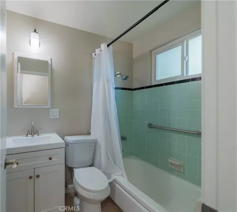 Bath - 20342 Concord, Hayward, CA 94541 photo 3 of 3