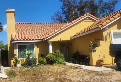184 N Massachusetts, Lake Elsinore, CA 92530