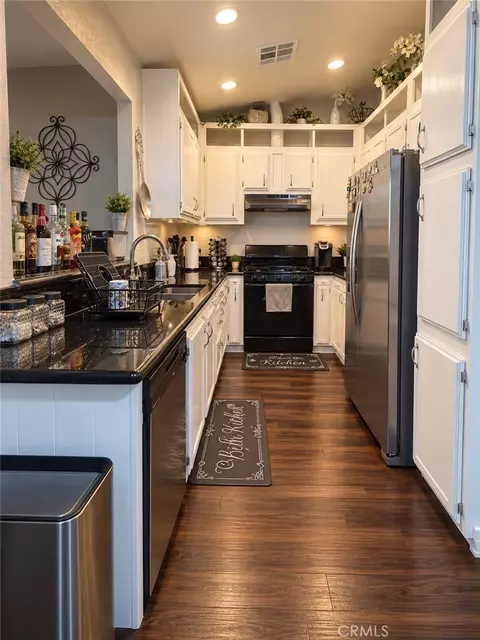 Kitchen - 43660 22nd St E, Lancaster, CA 93535 photo 1 of 1