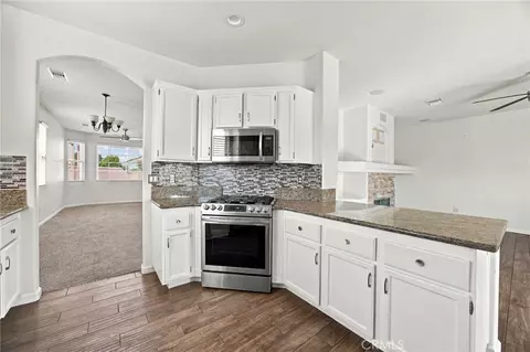 Kitchen - 47870 Austin, Indio, CA 92201 photo 2 of 2
