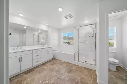 Bath - 16750 Yarrow Ln, Fontana, CA 92336 photo 2 of 3