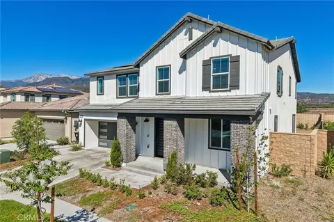 Exterior - 16750 Yarrow Ln, Fontana, CA 92336 photo 14 of 16