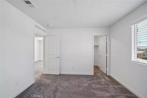 Bedroom - 16750 Yarrow Ln, Fontana, CA 92336 photo 7 of 11