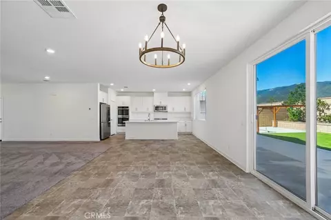 Entry Way - 16750 Yarrow Ln, Fontana, CA 92336 photo 2 of 13