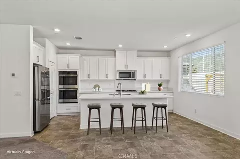 Kitchen - 16750 Yarrow Ln, Fontana, CA 92336 photo 1 of 2