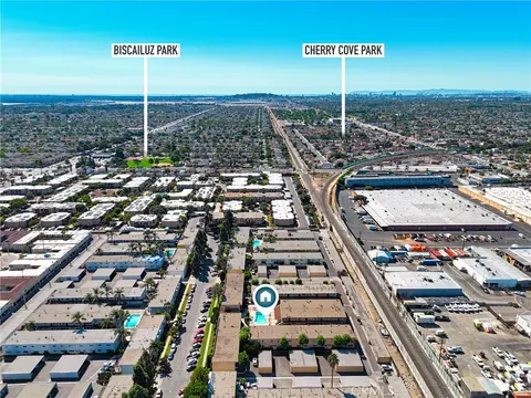 View/Area - 5535 Ackerfield #8, Long Beach, CA 90805 photo 4 of 7