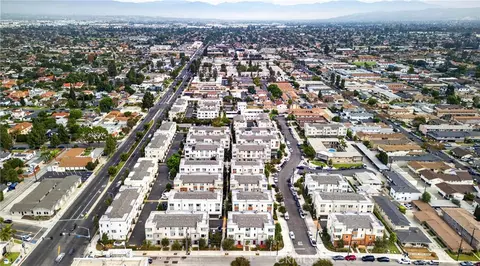View/Area - 8028 Cypress Ln, Downey, CA 90241 photo 4 of 4