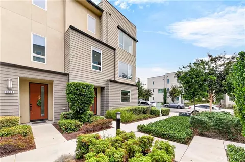 Exterior - 8028 Cypress Ln, Downey, CA 90241 photo 3 of 4