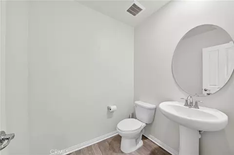 Entry Way - 8028 Cypress Ln, Downey, CA 90241 photo 3 of 7