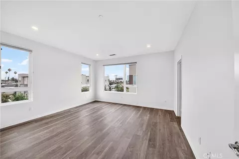 Living - 8028 Cypress Ln, Downey, CA 90241 photo 10 of 13