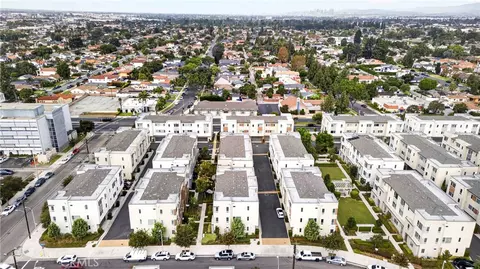 View/Area - 8028 Cypress Ln, Downey, CA 90241 photo 3 of 4