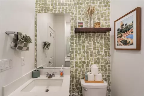 Bath - 2160 Willow Wisp, Upland, CA 91786 photo 3 of 4
