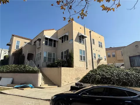 2116 S Palm Grove Ave, Los Angeles, CA 90016
