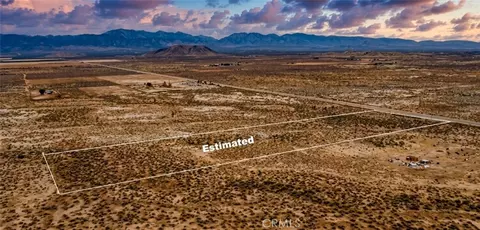 240 E Avenue O-10, Palmdale, CA 93591 photo 20