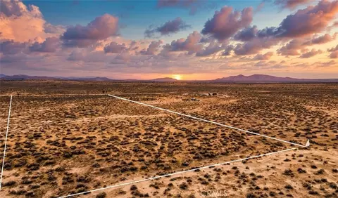 240 E Avenue O-10, Palmdale, CA 93591 photo 26