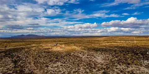 240 E Avenue O-10, Palmdale, CA 93591 photo 8