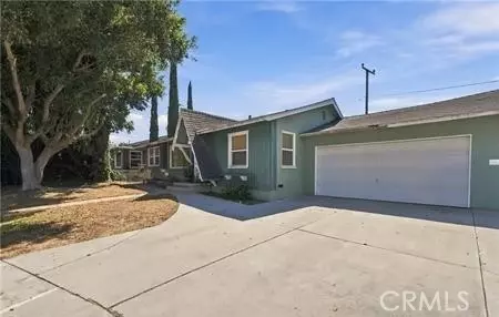 21211 Haston Pl, Lakewood, CA 90715