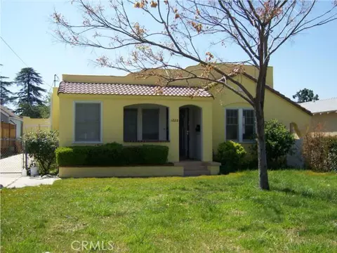 1022 E Brockton Ave, Redlands, CA 92374 photo 1