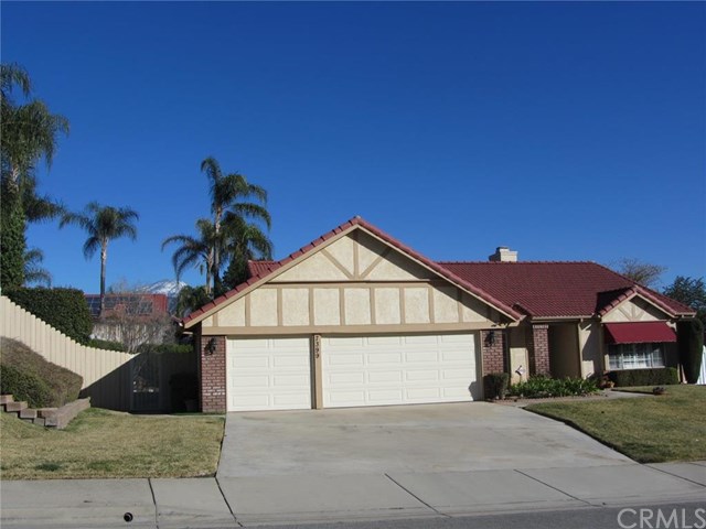 7399 Crimson Dr, Highland, CA 92346 photo 1