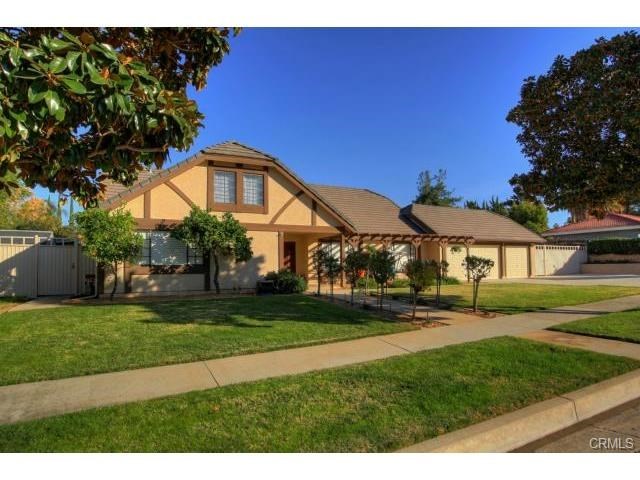 15 Dolores Ct, Redlands, CA 92374 photo 1
