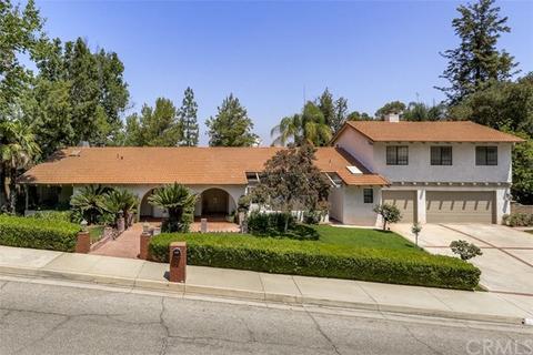 1510 Smiley Heights Dr, Redlands, CA 92373 photo 1
