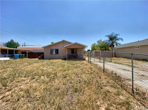 1081 5th St, Calimesa, CA 92320 photo 1