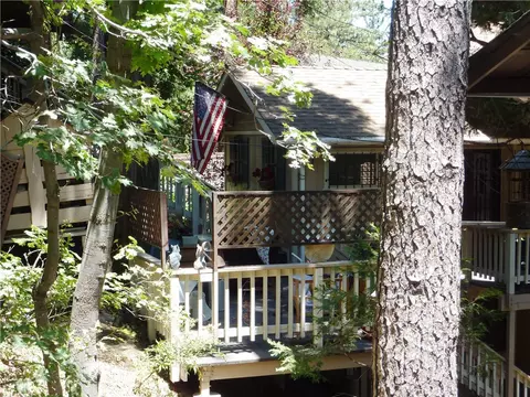 837 Deer Trl, Crestline, CA 92325 photo 1