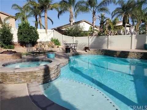 717 Windbound Ave, Beaumont, CA 92223 photo 1