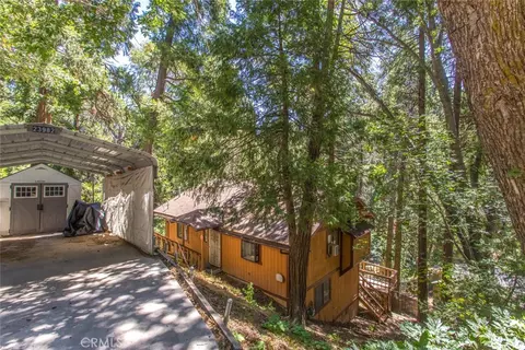 23982 Cresta Dr, Crestline, CA 92325 photo 1