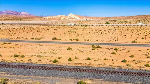 17 Yermo Rd, Yermo, CA 92398 photo 4