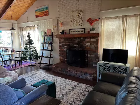 30837 Live Oak Dr, Running Springs, CA 92382 photo 1