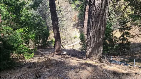 29186 Arrowhead Dr, Cedar Glen, CA 92321 photo 5