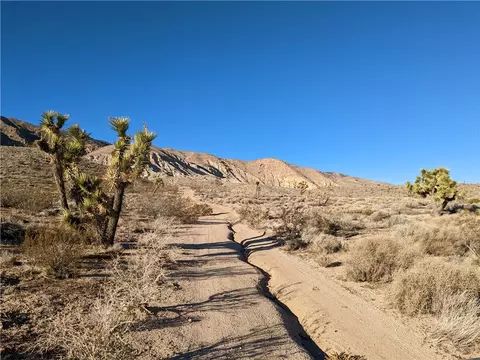 0 0 Rd, Tehachapi, CA 93307