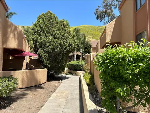 1440 W Edgehill Rd #4, San Bernardino, CA 92405