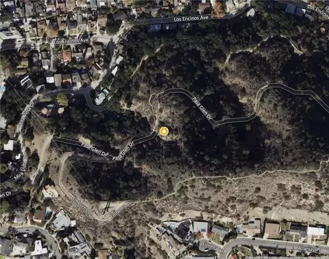 1 Pasa Glen Dr, Glendale, CA 91208