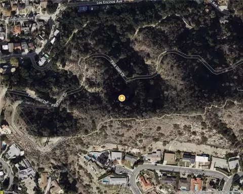 2 Pasa Glen Dr, Glendale, CA 91208