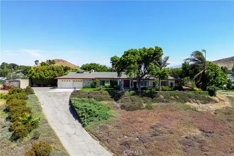6767 Mountain High Rd, Riverside, CA 92505