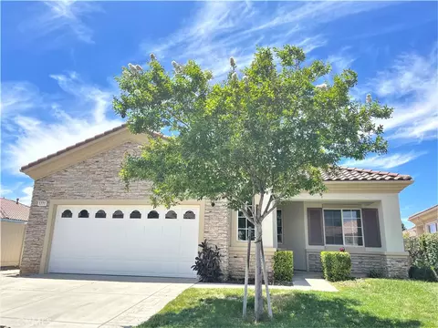 1771 Muirfield Ln, Beaumont, CA 92223