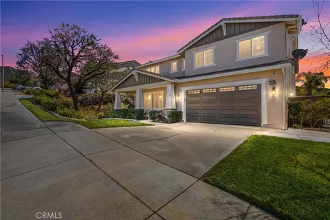 6753 Randall Ln, Highland, CA 92346
