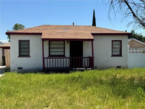 231 E Mayberry Ave, Hemet, CA 92543