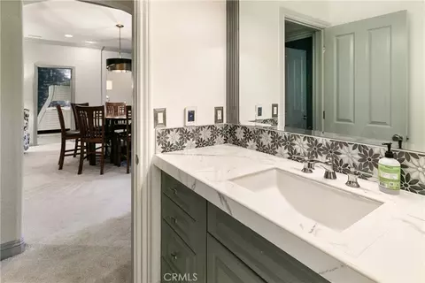 Bath - 26125 Augusta Dr, Lake Arrowhead, CA 92352 photo 5 of 5