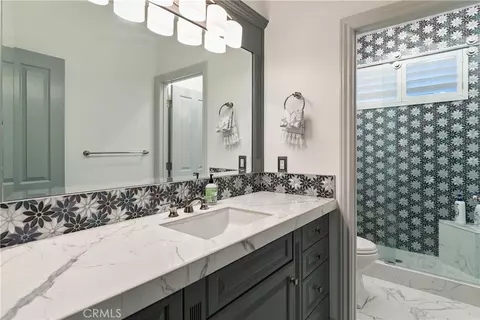 Bath - 26125 Augusta Dr, Lake Arrowhead, CA 92352 photo 4 of 5